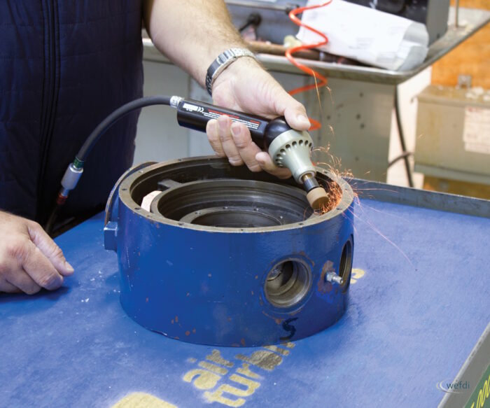 Druckluftturbinenwinkelschleifer 45° Modell 2545SVF – Bild 3
